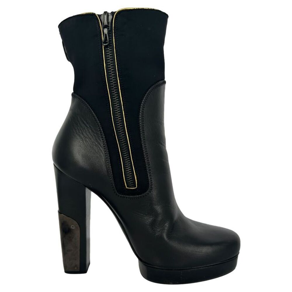 Lanvin Ankle Boots in Black Leather